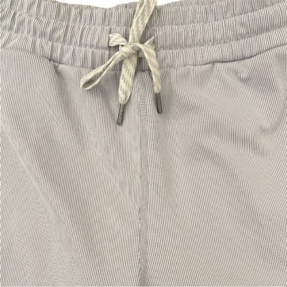 NWOT Lux Ribbed Performance Joggers Gray Size Small Premium Athleisure Wear 24” - Picture 5 of 7